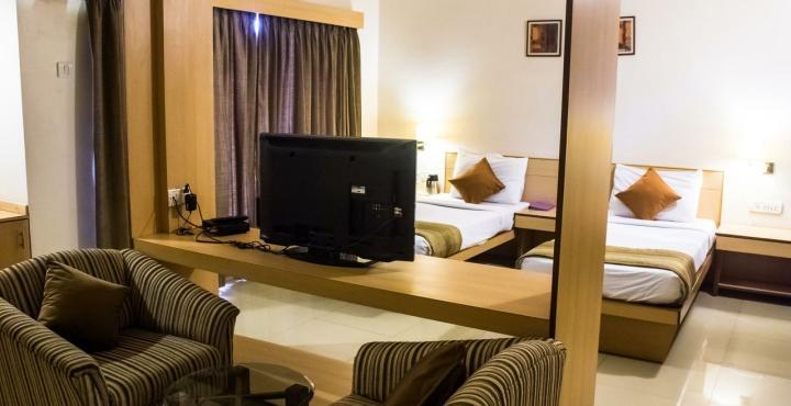 Hotel Phoenix Koregaon Park Pune Eksteriør bilde
