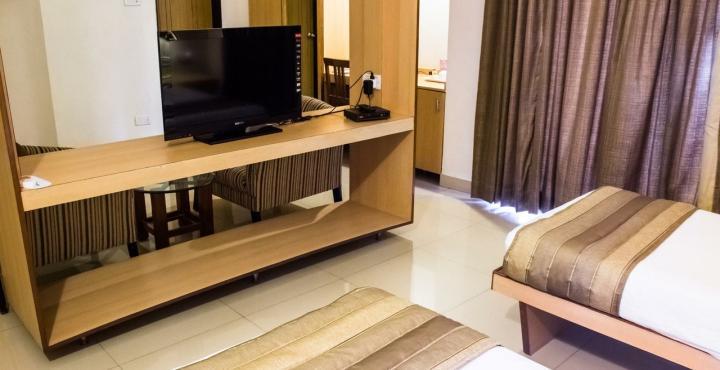 Hotel Phoenix Koregaon Park Pune Eksteriør bilde